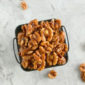 GRIZLY Vlašské ořechy loupané Slaný karamel 250 g